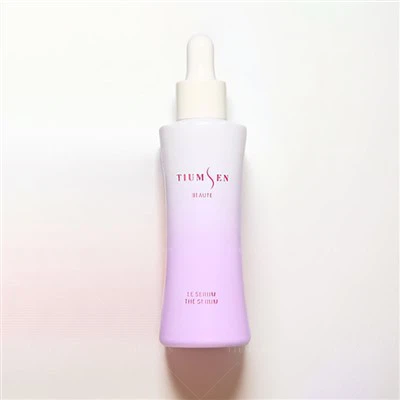 Steklenica s pokrovčkom kapljice