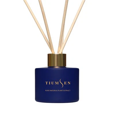 Stekleničke z difuzorjem eteričnih olj