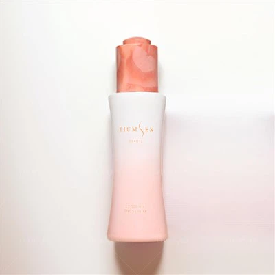 Steklena steklenica s pipeto